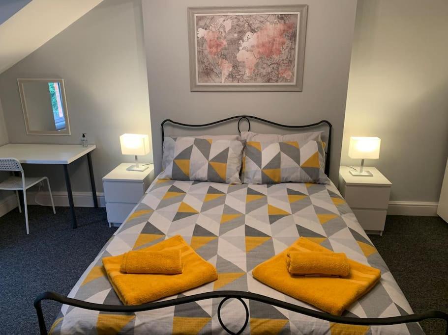 Fantastic Large 2 X Bedroom Flat, Free Parking Сейл Екстер'єр фото